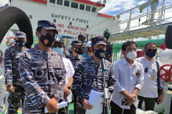 TNI AL Tangkap Kapal Tanker Berbendera Panama - JPNN.COM