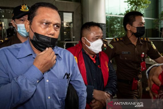 Berkas Lengkap, 2 Tersangka Korupsi Masjid Raya Sriwijaya segera Disidang - JPNN.COM