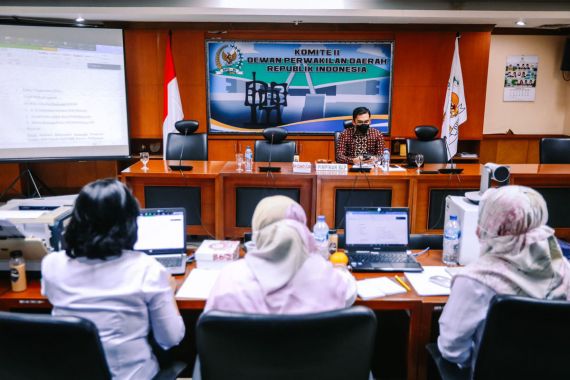 BAP DPD RI Bahas Sengketa Tanah Antara Masyarakat Dayak dengan Pertamina di Kaltim - JPNN.COM
