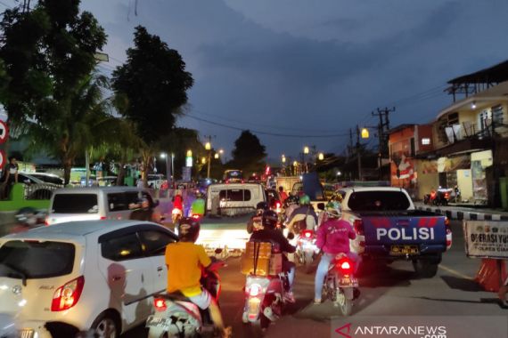 Awas Kena Ganjil Genap di Puncak Bogor - JPNN.COM