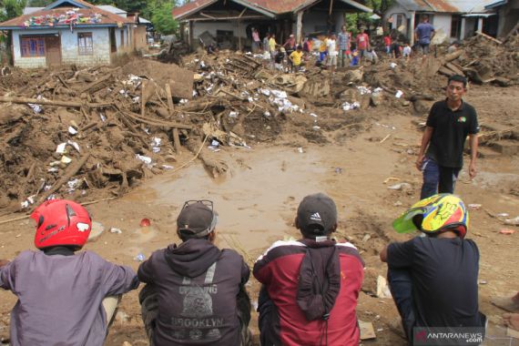 Dua Anak Korban Bencana Longsor Ditemukan, Begini Keadaannya - JPNN.COM