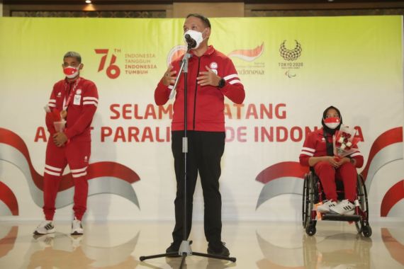 Jemput Kedatangan Atlet Paralimpiade, Menpora: Mereka Pejuang Bangsa - JPNN.COM