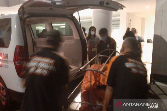 Mayat Perempuan Diduga Korban Pembunuhan Ditemukan dalam Kamar Hotel di Cilandak - JPNN.COM