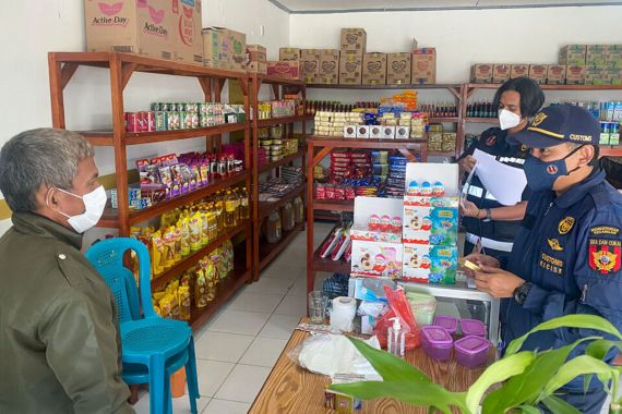 Bea Cukai Gelar Operasi Pasar Gempur Rokok Ilegal Serempak di 16 Wilayah Pengawasan - JPNN.COM