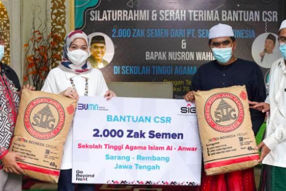 SIG Salurkan 2.000 Sak Semen untuk Pembangunan Gedung STAI Al-Anwar Rembang - JPNN.COM
