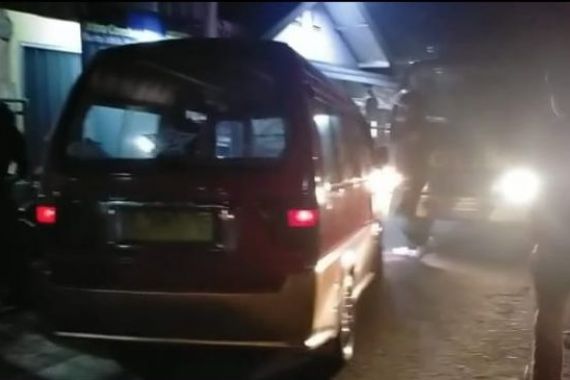 Bripda Agung Maurits Tiba-Tiba Ditabrak Angkot Saat Sedang Patroli, Ngeri - JPNN.COM