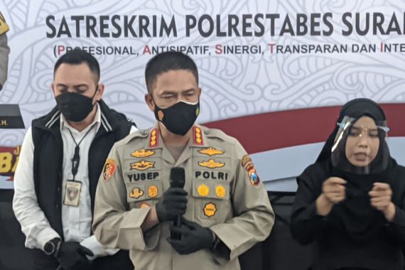 Polrestabes Bakal Tindak Tegas Oknum yang Memaksa Wali Murid Beli Seragam - JPNN.COM