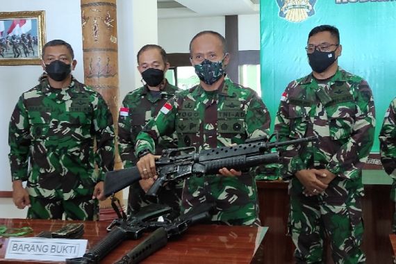 Mayjen Ignatius Tegaskan 5 Senjata Api KSB bukan Milik TNI Polri  - JPNN.COM