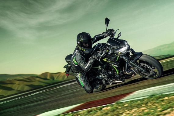 Kawasaki Meluncurkan Z650 2022, Simak Nih Pembaruannya - JPNN.COM