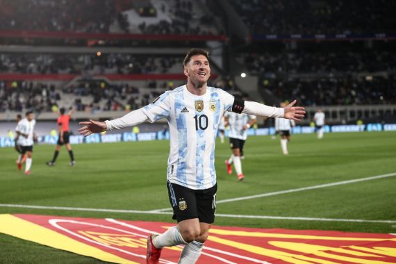 Superkomputer Memprediksi Messi Bertemu Ronaldo di Final Piala Dunia 2022 - JPNN.COM