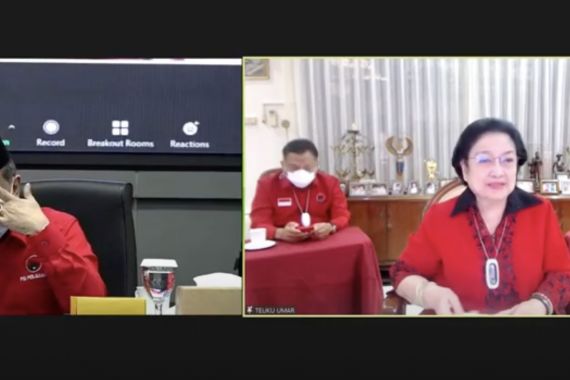 Diisukan Sedang Koma, Megawati Muncul Sehat Walafiat - JPNN.COM