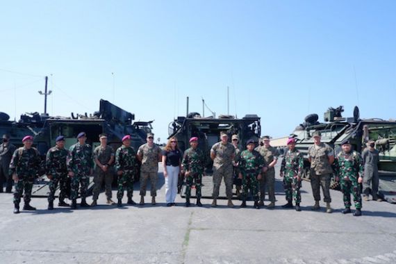Detik-detik Delegasi TNI AL Kunjungi Markas Marinir Amerika - JPNN.COM
