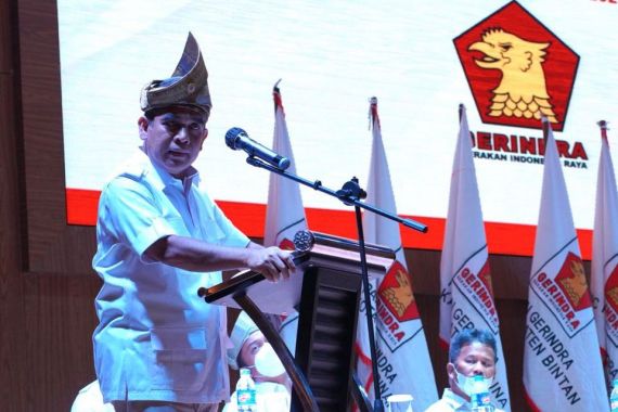 Ahmad Muzani: Ketua Umum Menginstruksikan Kader Gerindra jadi Pendekar NKRI - JPNN.COM