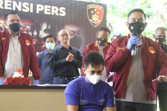 Kisah Pemuda Ganteng Meniduri 10 Janda Mapan di Semarang - JPNN.COM