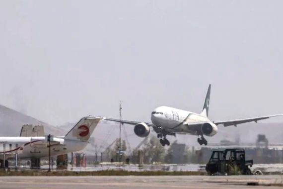 Inilah Maskapai Internasional Pertama Layani Penerbangan Komersial Tujuan Kabul - JPNN.COM