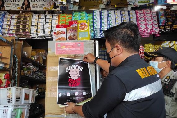 Bea Cukai Gencarkan Operasi untuk Tekan Peredaran Rokok Ilegal - JPNN.COM