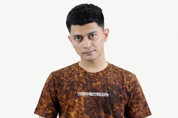 Baju Pria Produk Lokal yang Membuat Tampilan Lebih Trendi - JPNN.COM