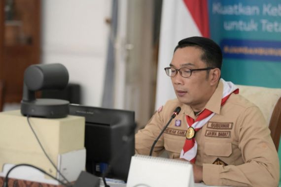 Kang Emil: Sampai Presiden Proklamasikan Merdeka dari Penjajah Covid-19 - JPNN.COM