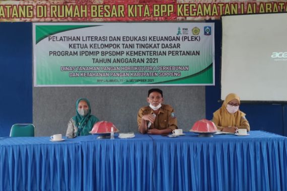 Petani Soppeng Kini Melek Pengelolaan Keuangan - JPNN.COM