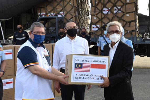 Indonesia Kembali Dapat Bantuan Obat COVID-19, Terima Kasih Malaysia - JPNN.COM