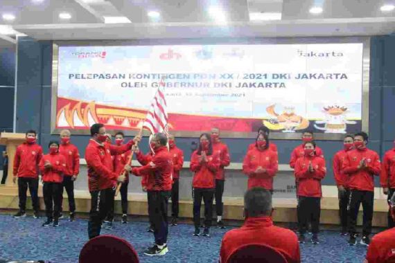 Lepas Kontingen DKI Jakarta ke PON Papua, Begini Target Gubernur Anies Baswedan - JPNN.COM