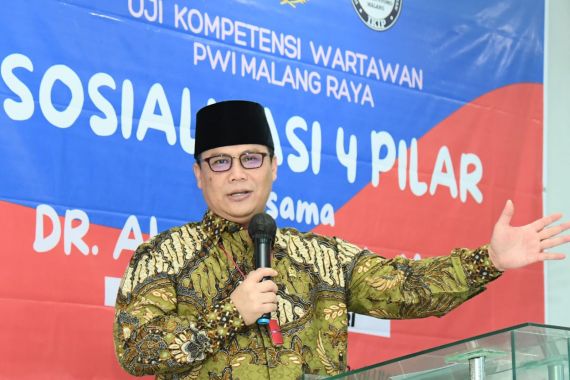 Ahmad Basarah Samakan Spirit Pernyataan Letjen Dudung dengan Doktrin KH Hasyim Asyari - JPNN.COM
