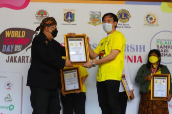 Gandeng Le Minerale, Lions Club Kembali Gelar World Cleanup Day - JPNN.COM