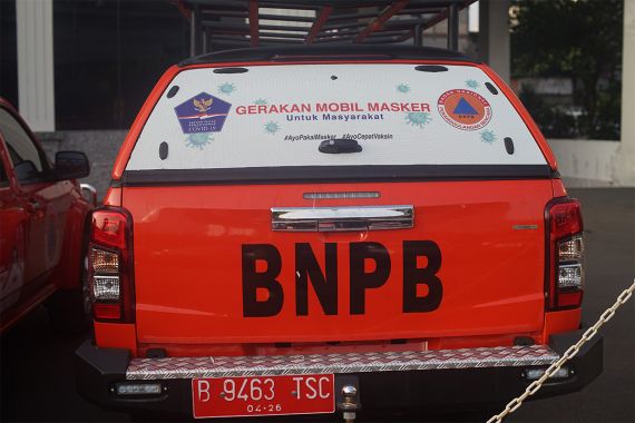 BNPB dan Satgas Covid-19 Laksanakan Gerakan Mobil Masker di Pangandaran - JPNN.COM