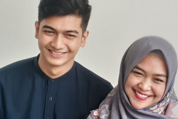 Belum Lahir, Putri Ria Ricis Sudah Dijodohkan dengan Anak Ustaz Syam - JPNN.COM