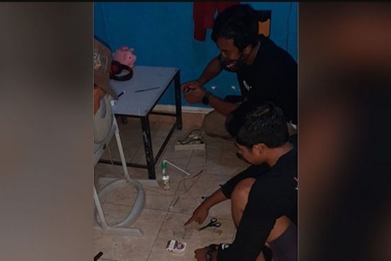 Pemilik Indekos Kaget Saat Kedatangan Banyak Tamu tak Diundang - JPNN.COM