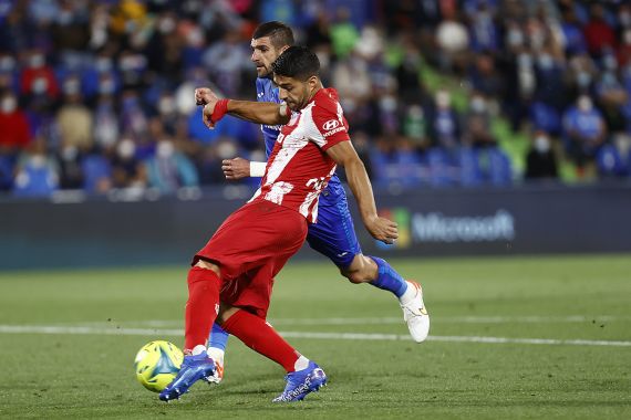 Getafe vs Atletico Madrid: Luis Suarez Moncer, Los Rojiblancos Spesialis Menit Akhir - JPNN.COM