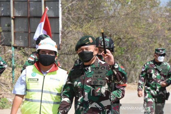 Kabar Terbaru dari Letjen Dudung Pangkostrad, Sebut Temuan Senjata Rakitan - JPNN.COM