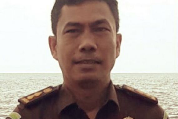 Bu Ade Ditangkap Jaksa di Cilodong - JPNN.COM