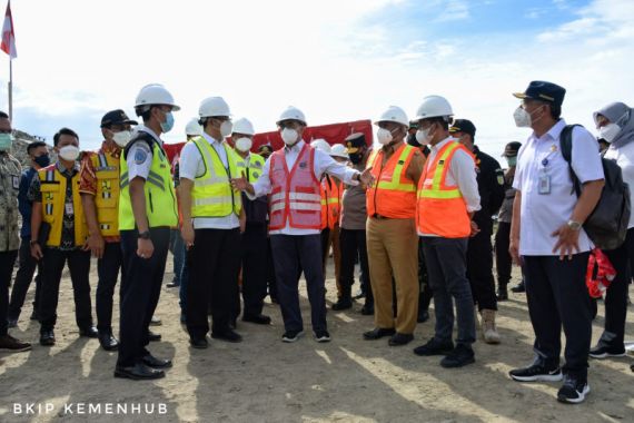 Menhub Pastikan Pembangunan 2 Bandara di Papua Barat Terus Berjalan - JPNN.COM