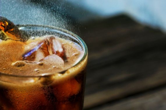 Ketahui Bahaya Sering Minum Soda bagi Ibu Hamil - JPNN.COM
