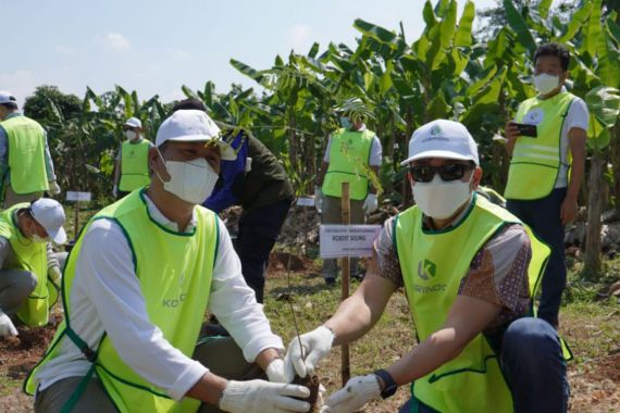 Hutan Kota Pondok Rajeg Mulai Ditanami Pohon - JPNN.COM