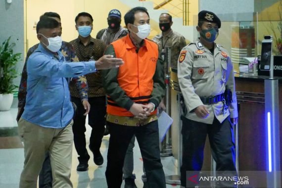 Formappi: MKD Bisa Memulai Penyelidikan Dugaan Pelanggaran Etik Azis Syamsuddin - JPNN.COM
