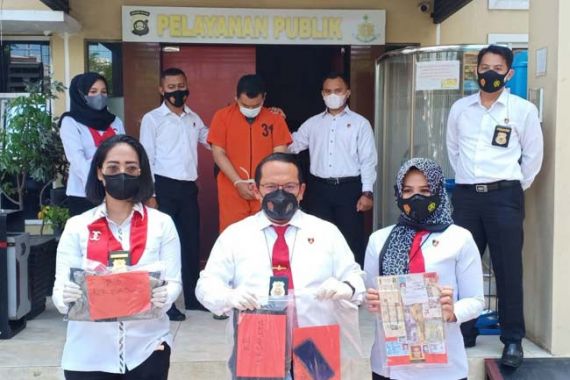 Polisi Tes Kejiwaan Guru Ponpes Pencabul 26 Santri, Hasilnya? - JPNN.COM