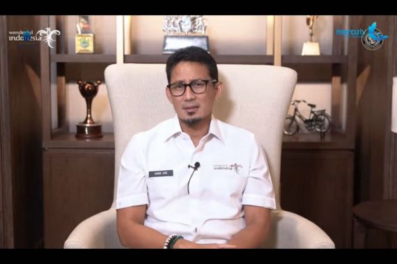 Pesan Khusus Sandiaga Uno kepada Wisudawan Mercu Buana - JPNN.COM