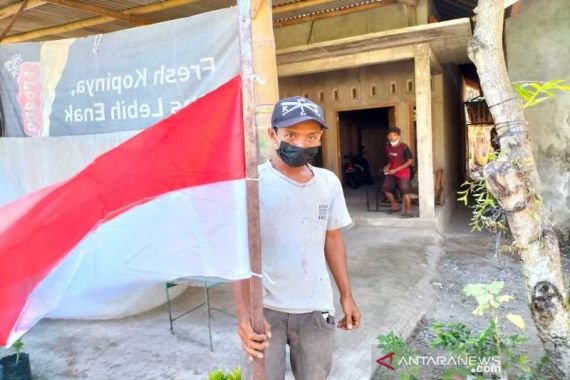 Warga di Daerah Diminta Kibarkan Bendera Setengah Tiang Peringati G30S PKI - JPNN.COM