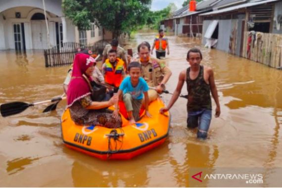 Tujuh Daerah di Riau ini Rawan Banjir dan Longsor, Waspada! - JPNN.COM