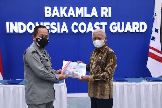 Bakamla RI – Pemkab Asahan Teken Kerja Sama Optimalisasi Keamanan Laut - JPNN.COM