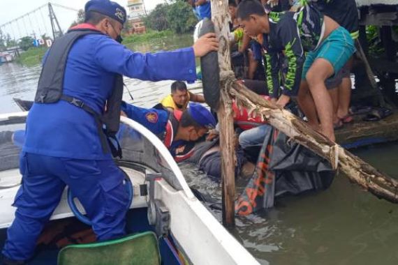 Jenazah Mengapung di Sungai Itu Ternyata Wahyudi, Dikenali karena 2 Cincin di Jemari - JPNN.COM