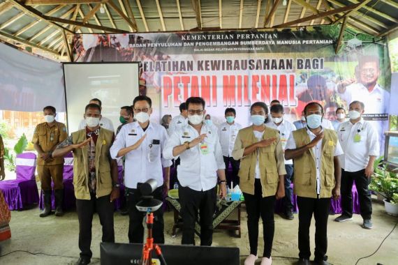 Menteri SYL: Petani Milenal Kuat, Pertanian Papua akan Melesat - JPNN.COM