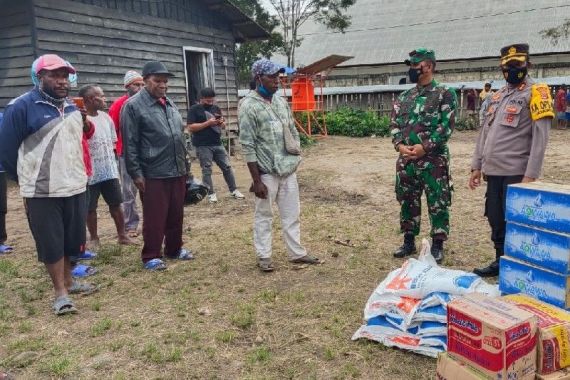 6 Orang Meninggal, 41 Orang Luka-luka, TNI dan Polri Langsung Bergerak - JPNN.COM
