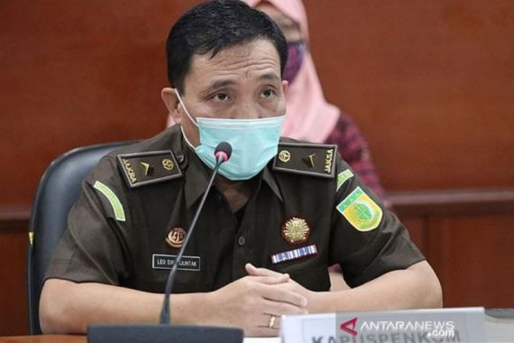 Kejaksaan Agung Tetapkan Jenderal TNI Jadi Tersangka Korupsi - JPNN.COM