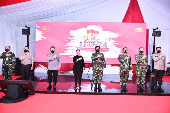 HUT ke-76 TNI, Puan Ingatkan Komitmen Pemerintah Tingkatkan Kesejahteraan Prajurit - JPNN.COM