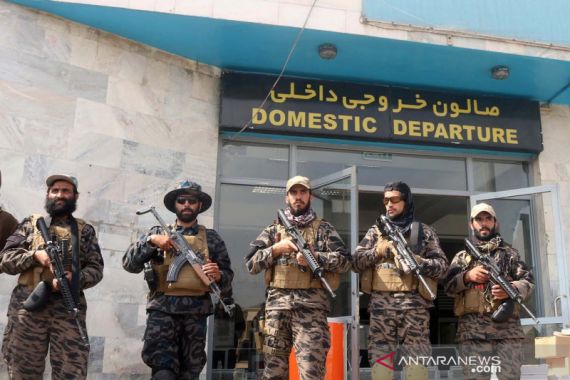 Bom ISIS Bunuh 20 Orang di Ibu Kota Afghanistan, Begini Reaksi Taliban - JPNN.COM
