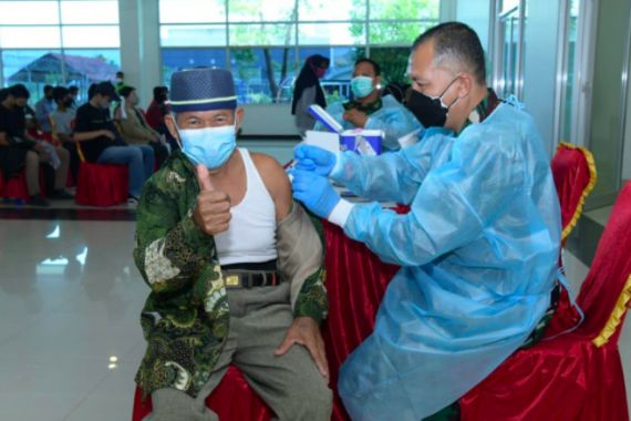 TNI AU Siapkan 10.500 Dosis Vaksin Kedua, di Sini Lokasinya - JPNN.COM