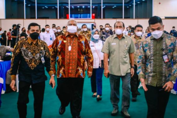 Rencana Bahas RUU Daerah Kepulauan, Para Kepala Daerah akan Temui Jokowi - JPNN.COM